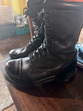 Classic Black Leather womens Combat Boots - Durable Lace-Up